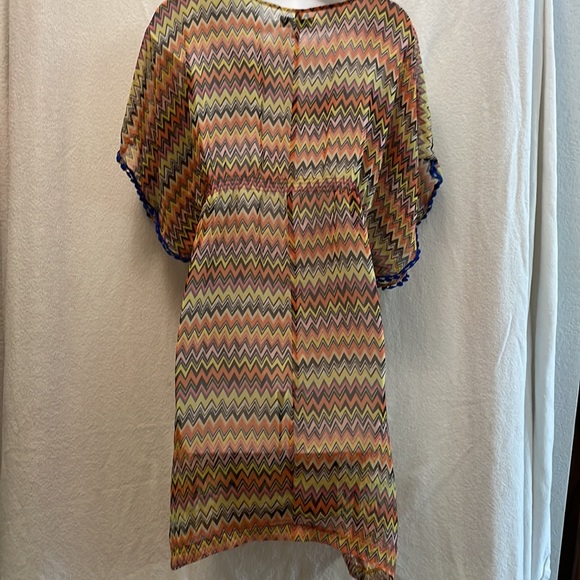 Mod modele swimsuit coverup - Picture 2 of 7